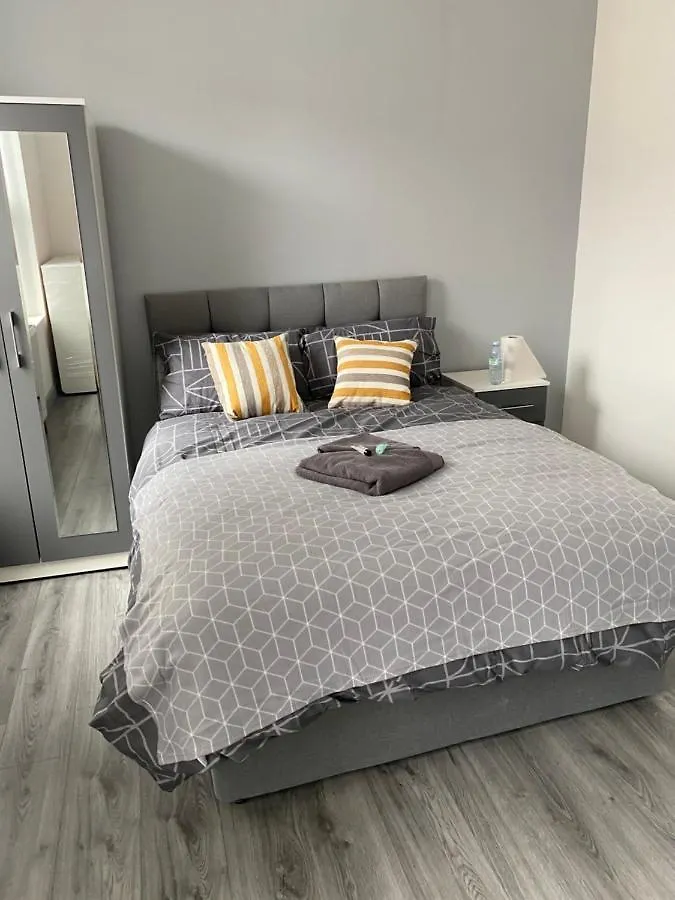 Woodcroft Short Stay Lets Liverpool United Kingdom